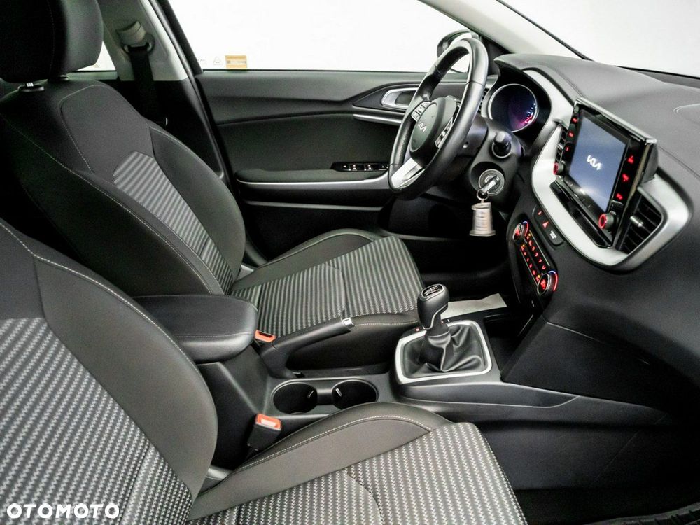 Kia XCeed 1.5 T-GDI M - 21