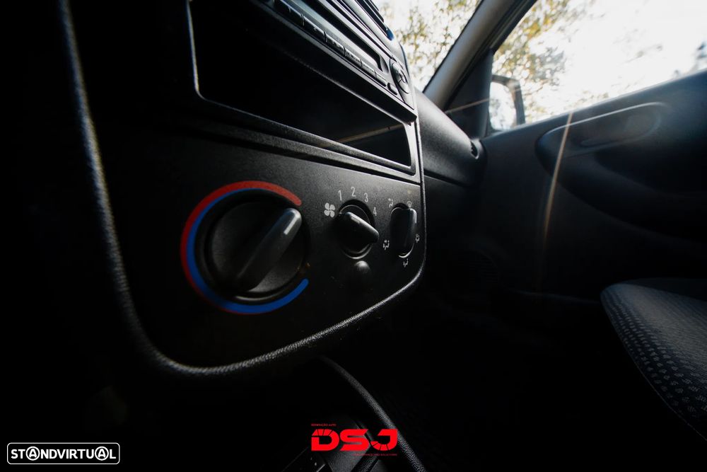 Opel Combo 1.3 CDTi - 11