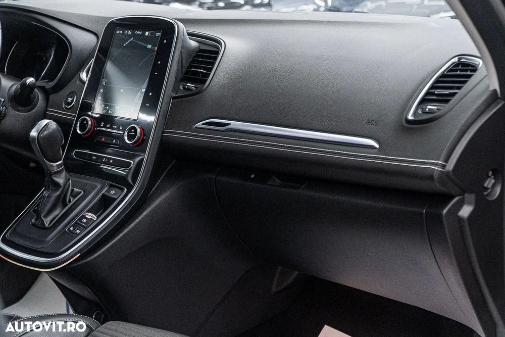 Renault Grand Scenic - 37