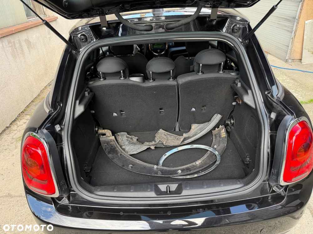 MINI Cooper Seven Chili - 26