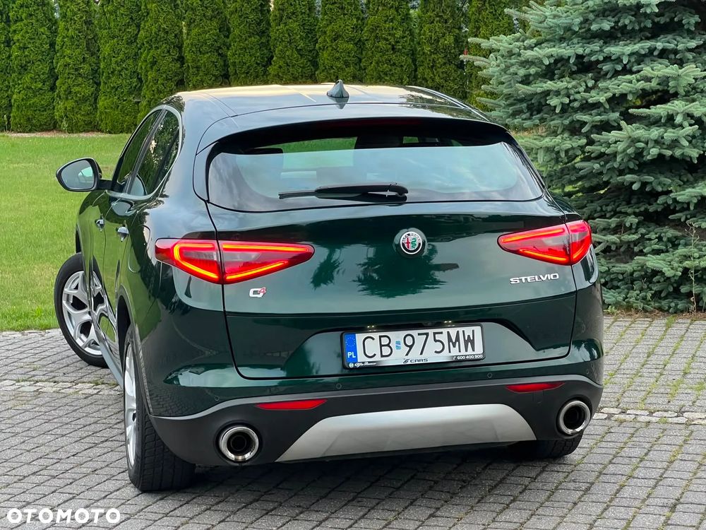 Alfa Romeo Stelvio 2.0 Turbo Sprint Q4 - 10