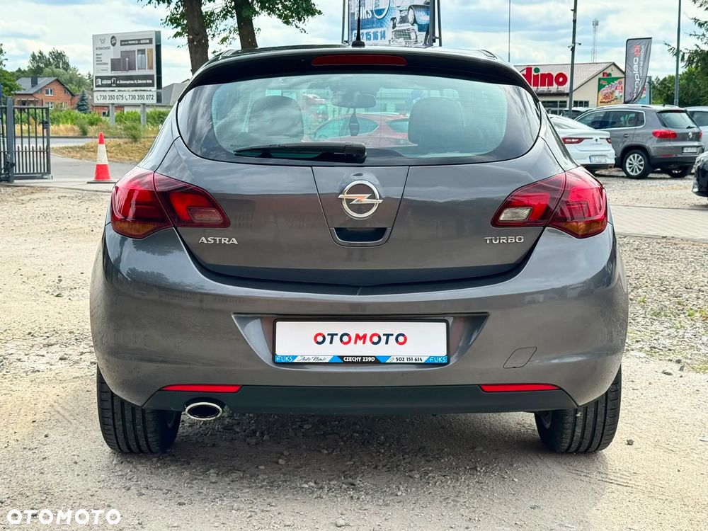 Opel Astra 1.4 Turbo - 12