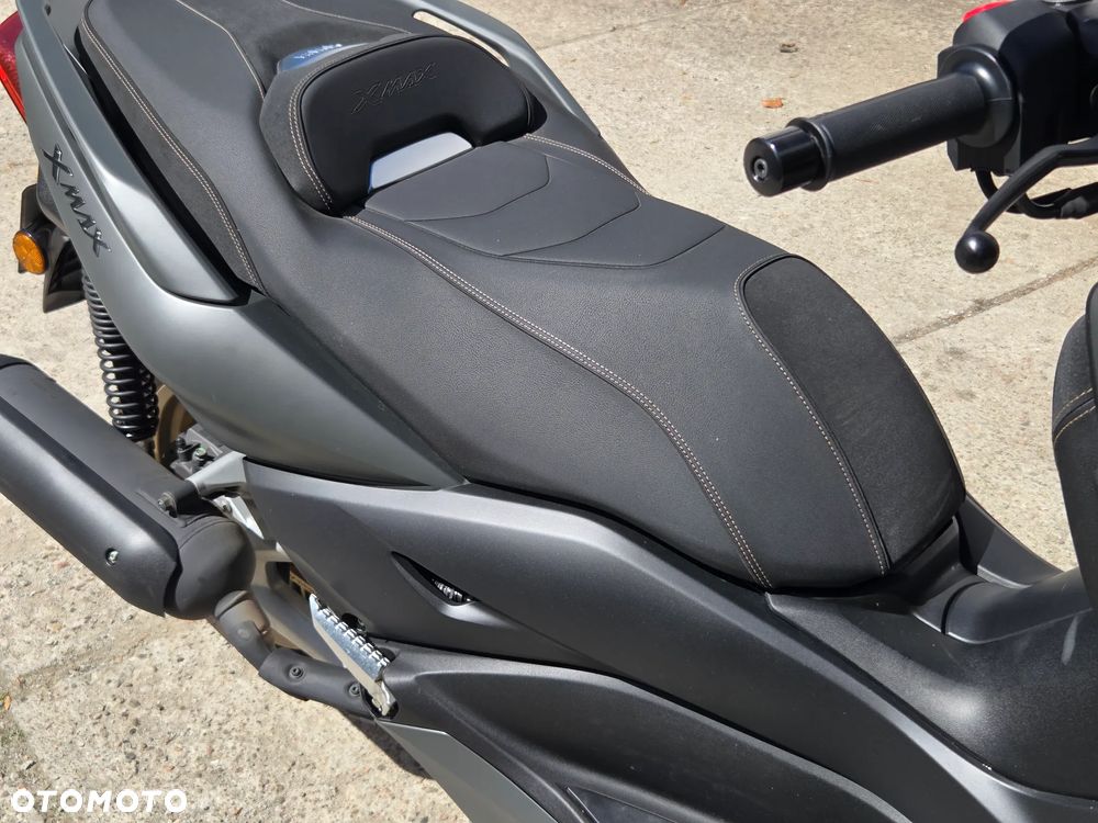 Yamaha X-max - 18