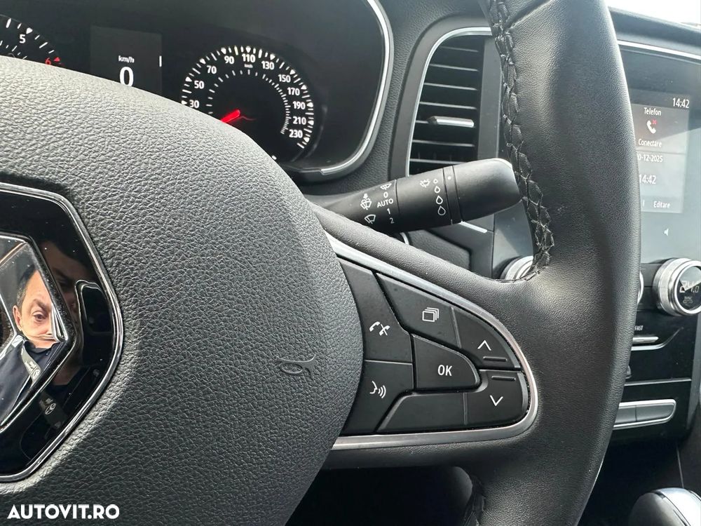 Renault Megane TCe 140 EDC GPF Intens - 13