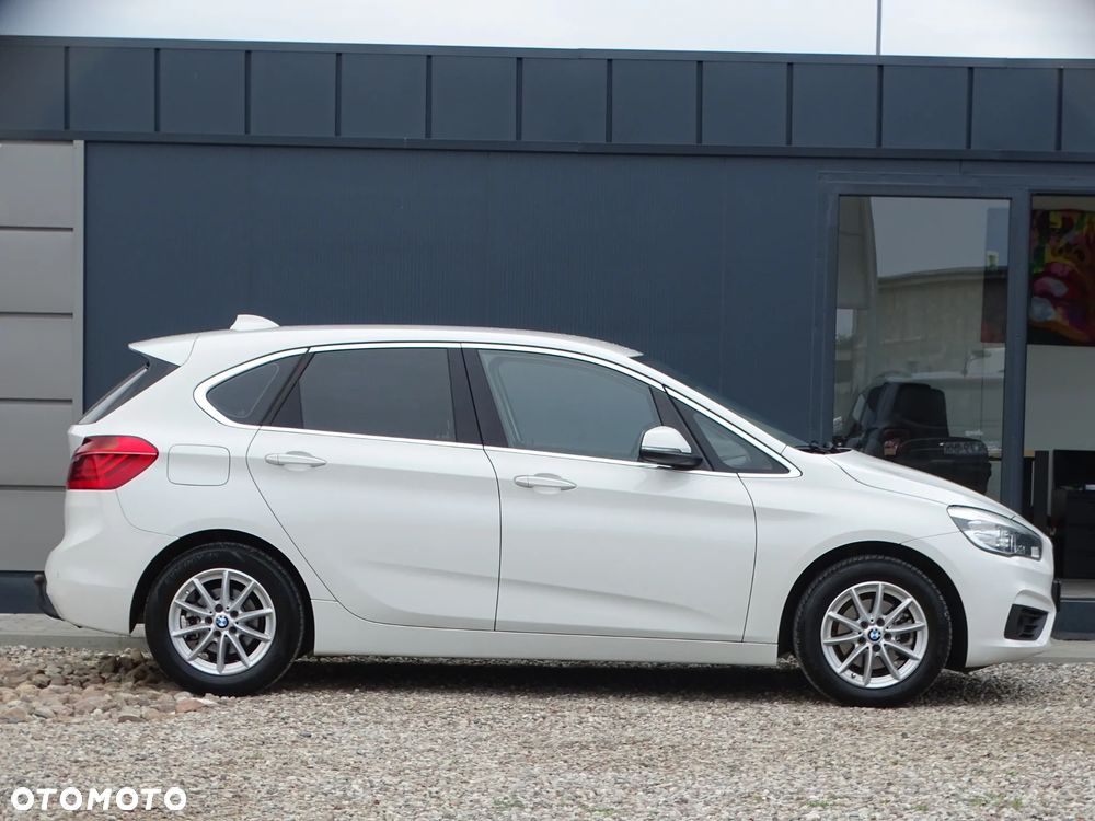 BMW Seria 2 218d Advantage - 10