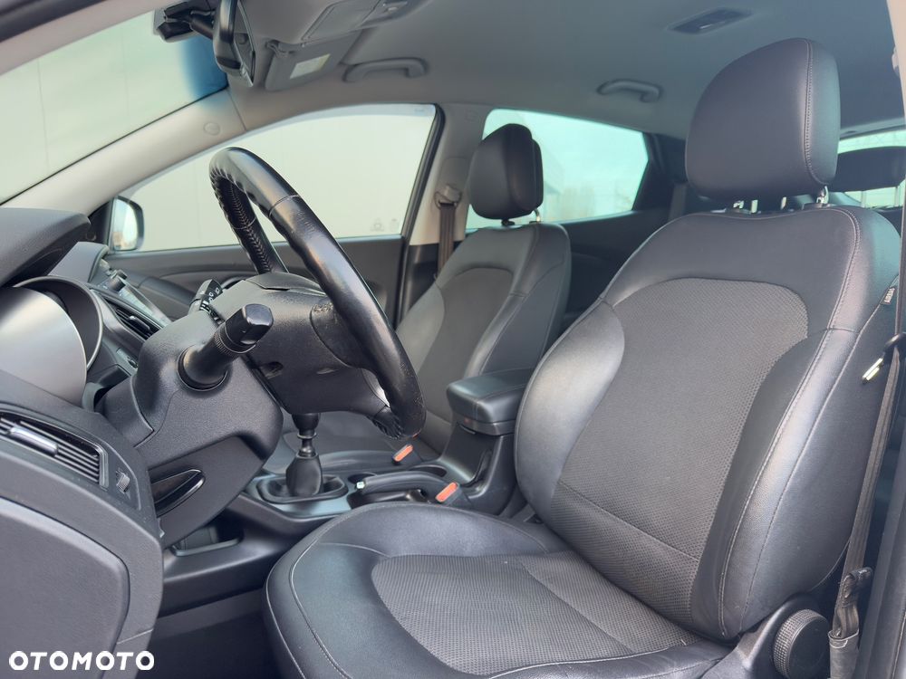 Hyundai ix35 1.6 2WD blue Trend - 9