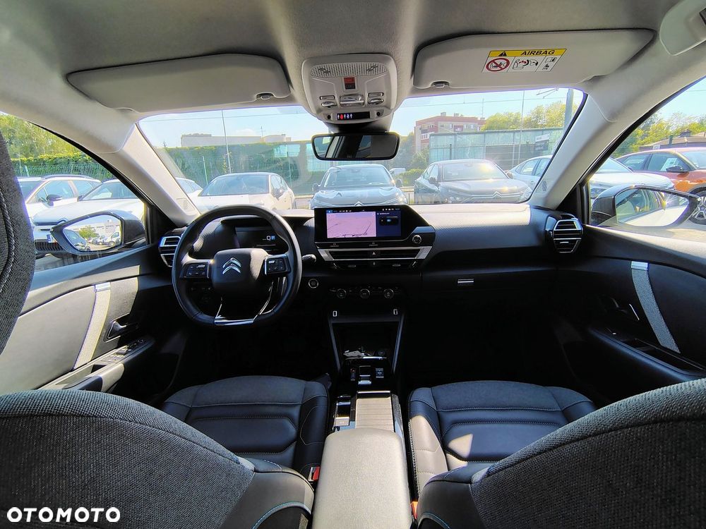 Citroën C4 EV136 50kWh Shine - 9