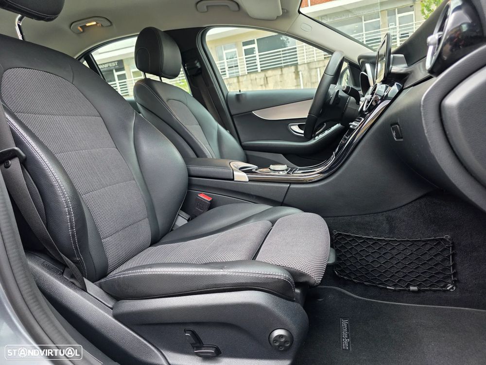 Mercedes-Benz C 220 d Avantgarde - 23