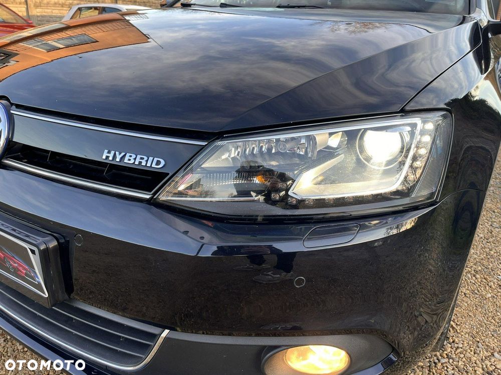 Volkswagen Jetta - 12