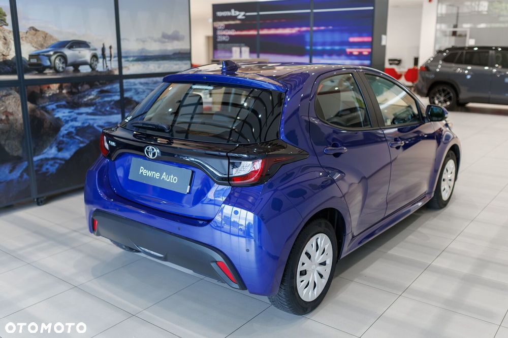 Toyota Yaris - 22