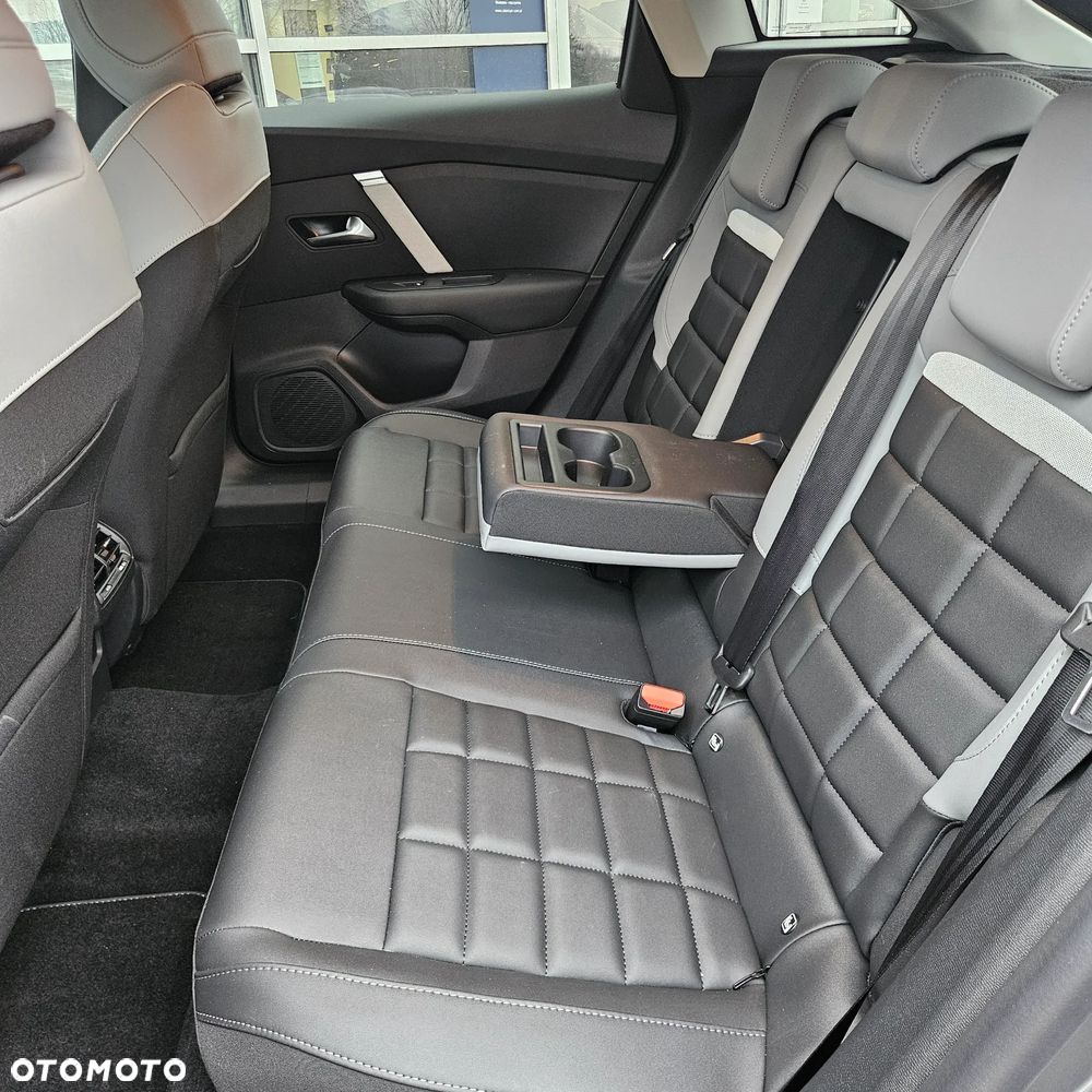 Citroën C4 1.2 PureTech Max S&S EAT8 - 13