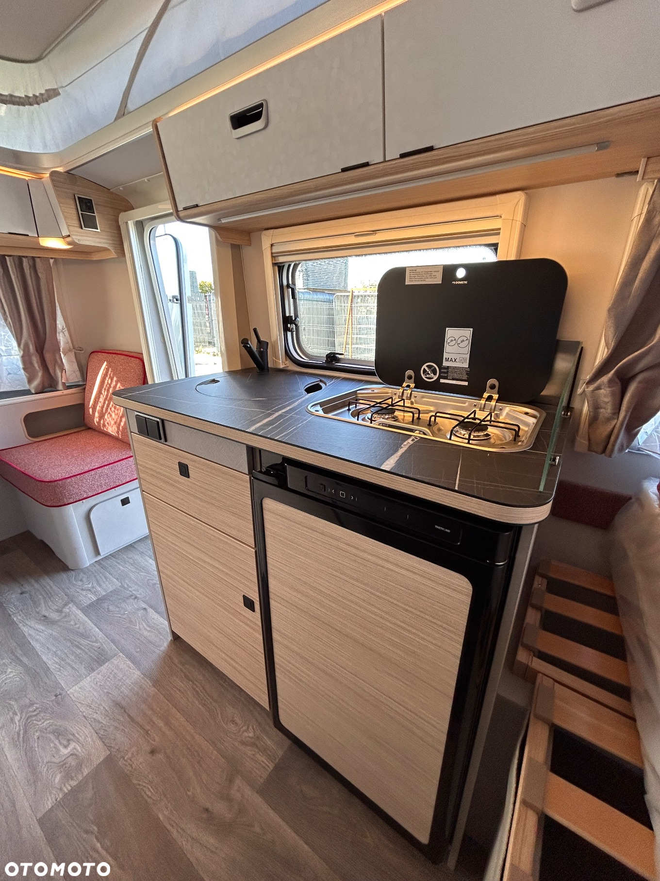 Hymer-Eriba Touring 430 - 17