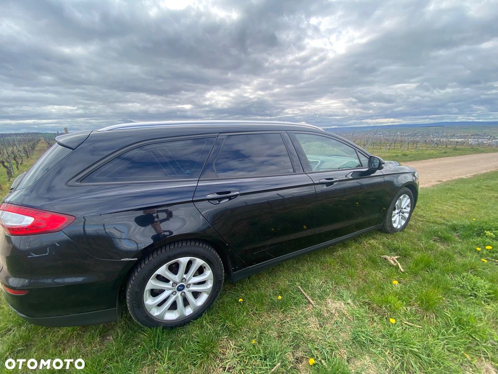 Ford Mondeo ver-1-5-tdci-start--stopp-titanium - 4