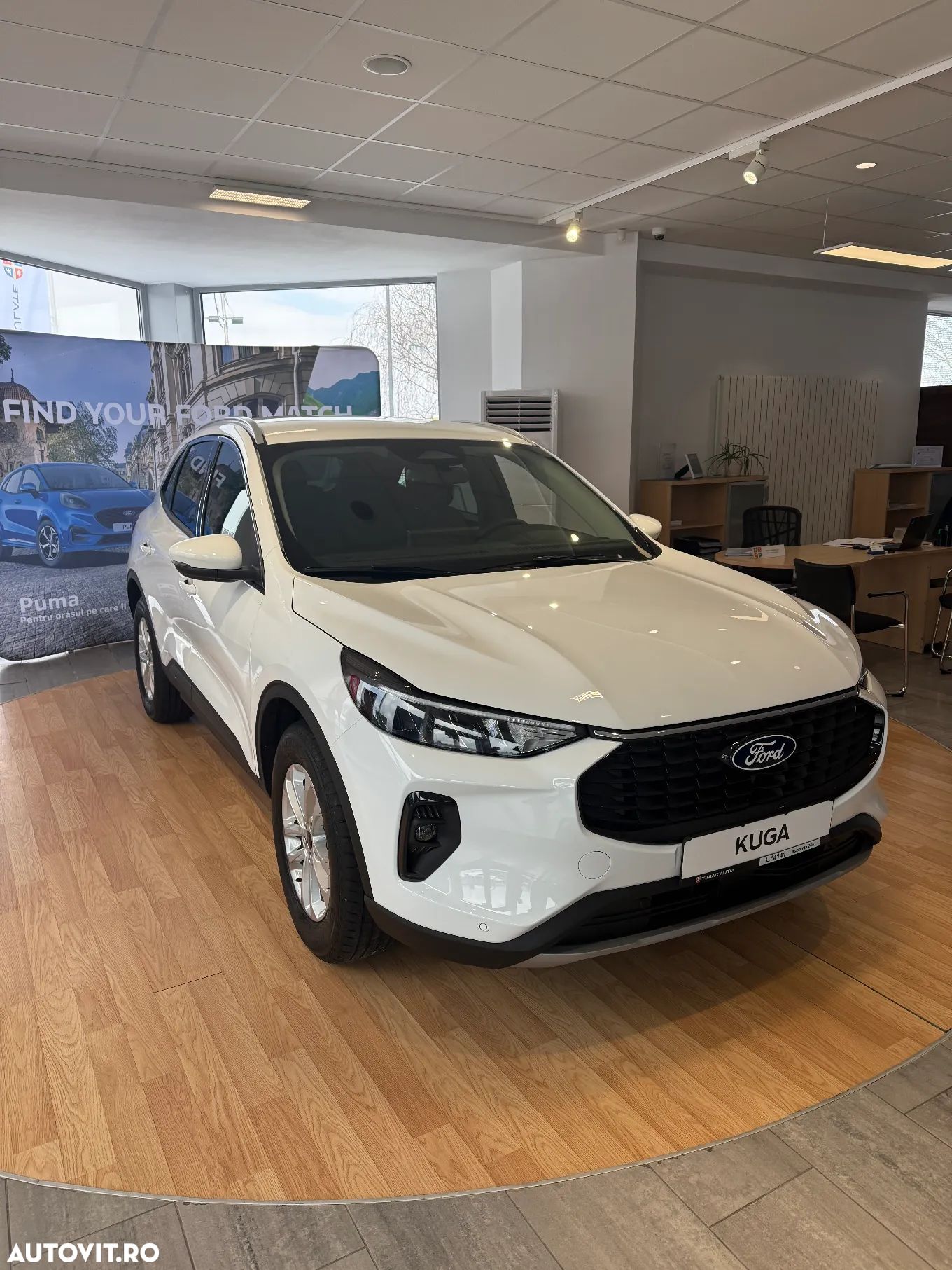 Ford Kuga 1.5 EcoBoost A8 FWD Titanium - 1