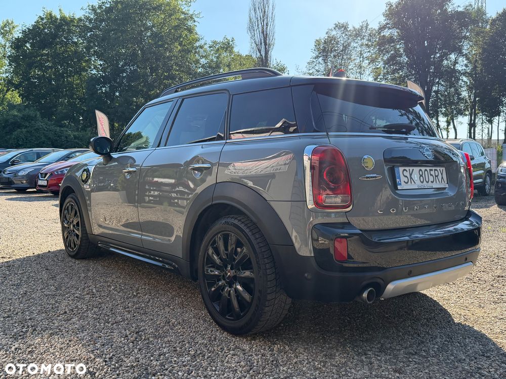MINI Countryman Cooper SE ALL4 John Cooper Works Trim - 30
