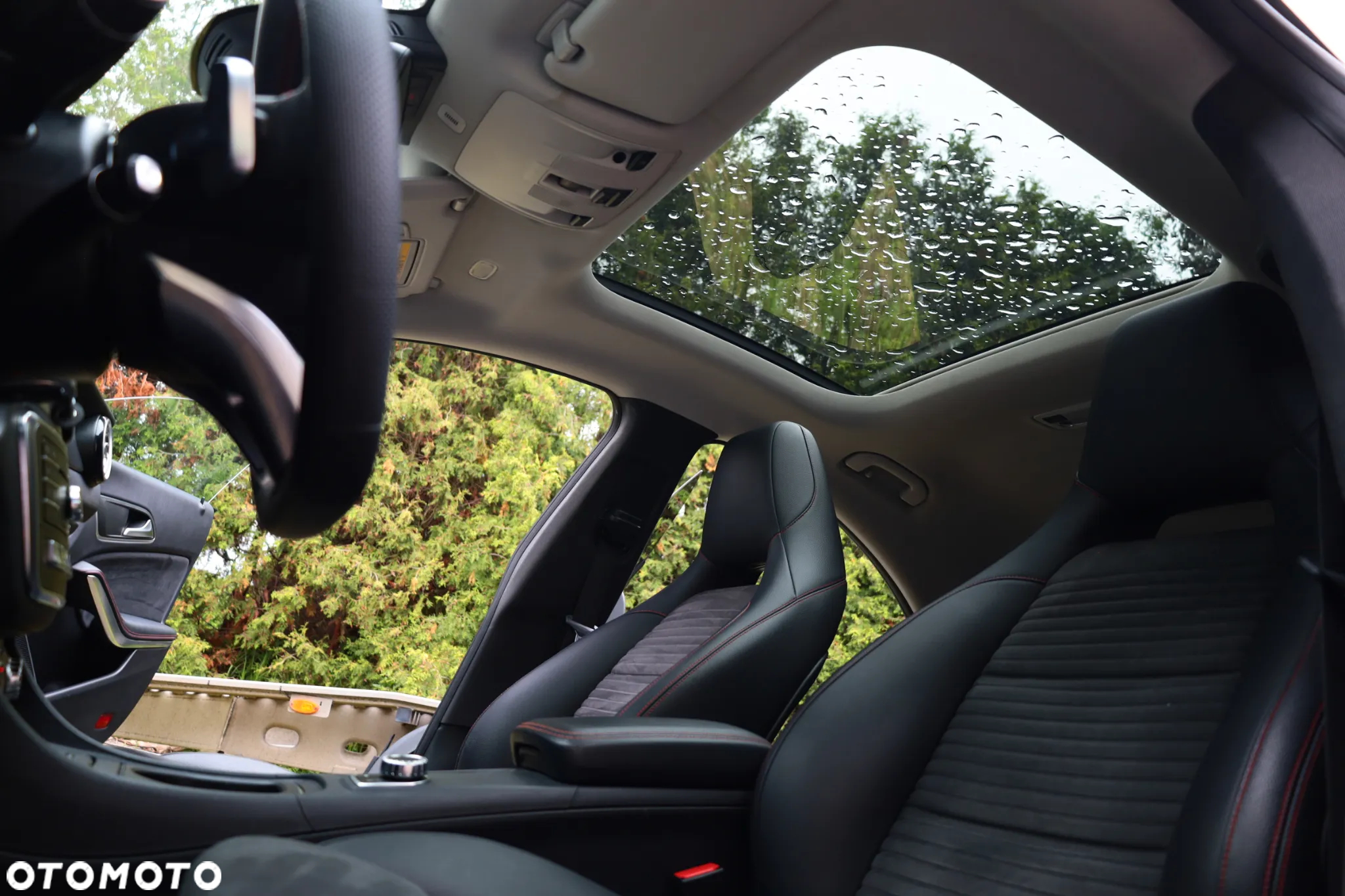 Mercedes-Benz CLA 200 7G-DCT AMG Line - 29
