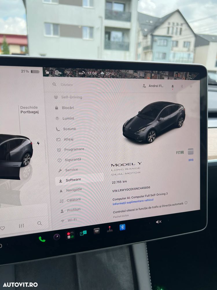 Tesla Model Y - 6