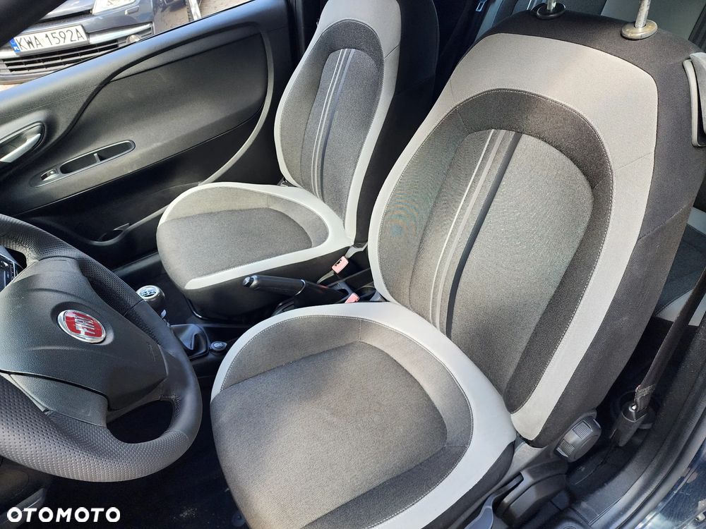 Fiat Punto 2012 - 21