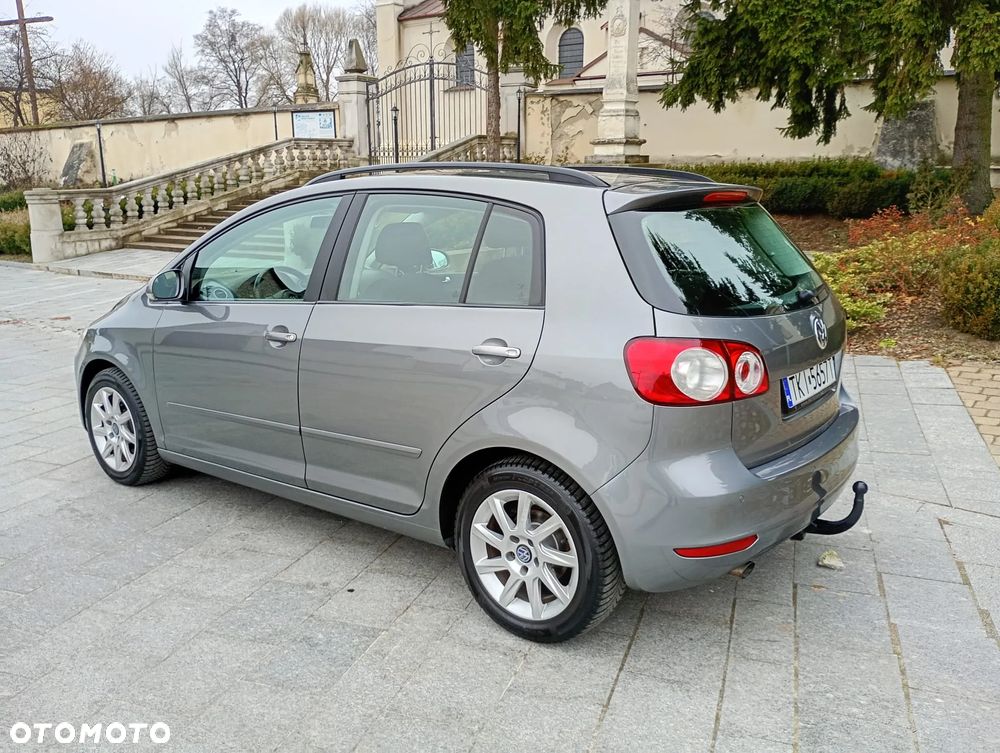 Volkswagen Golf Plus 1.6 TDI DPF Trendline - 4