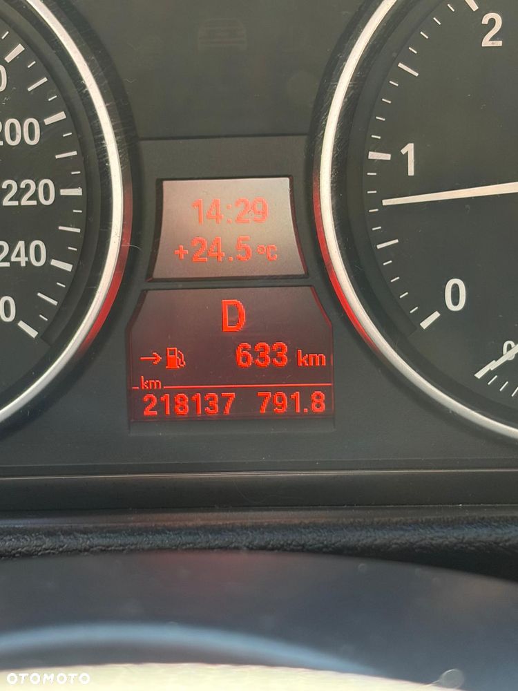 BMW X1 xDrive20d - 13