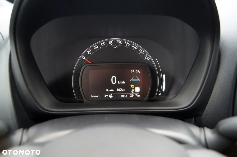 Toyota Aygo X Business Edition - 19
