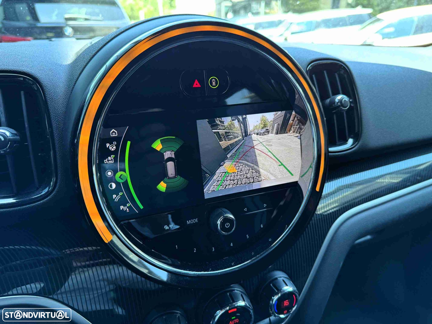 MINI Countryman Cooper ALL4 Classic Auto - 15