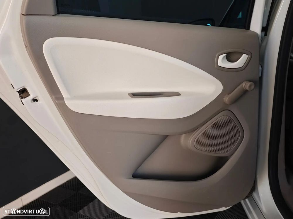 Renault Zoe (c/ Bateria) 22 kwh Life - 31