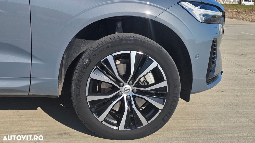 Volvo XC 60 Recharge T8 AWD AT Ultimate Dark - 24