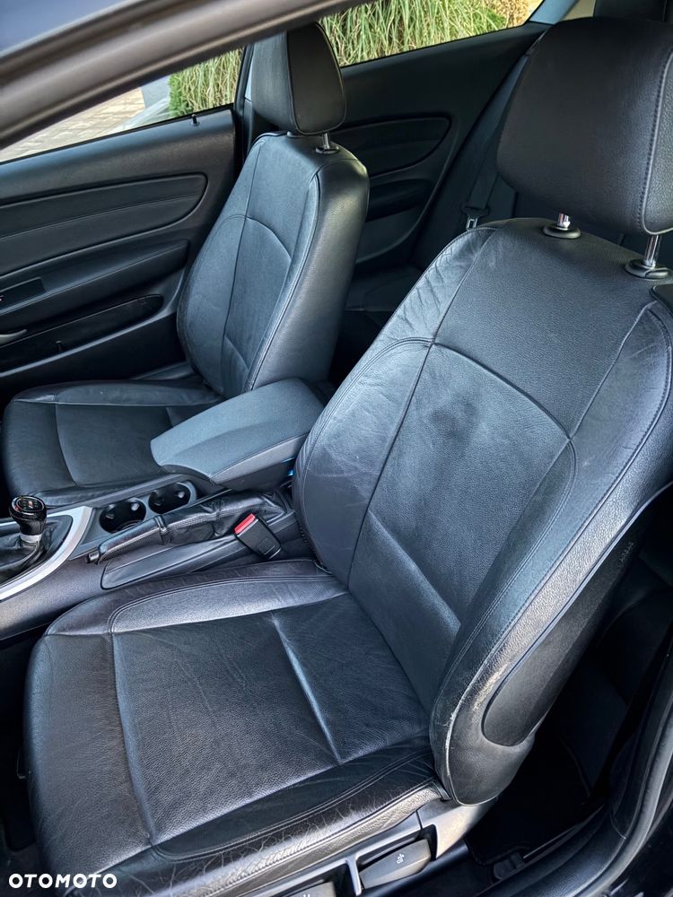 BMW Seria 1 118d - 6