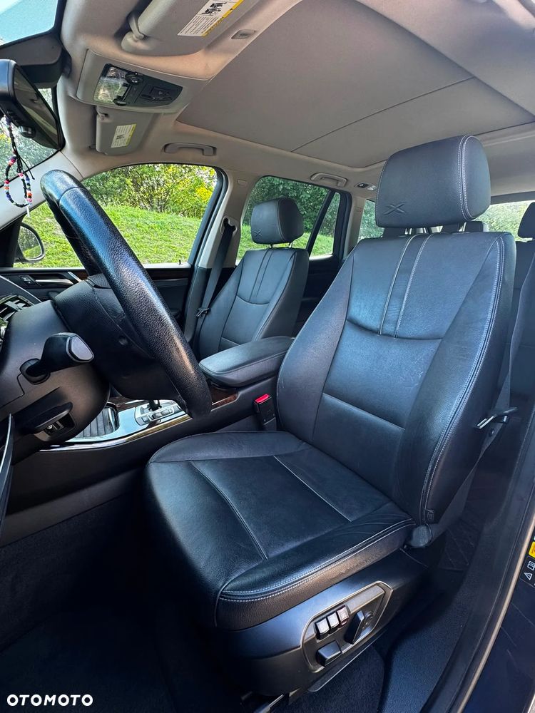 BMW X3 xDrive28i - 22