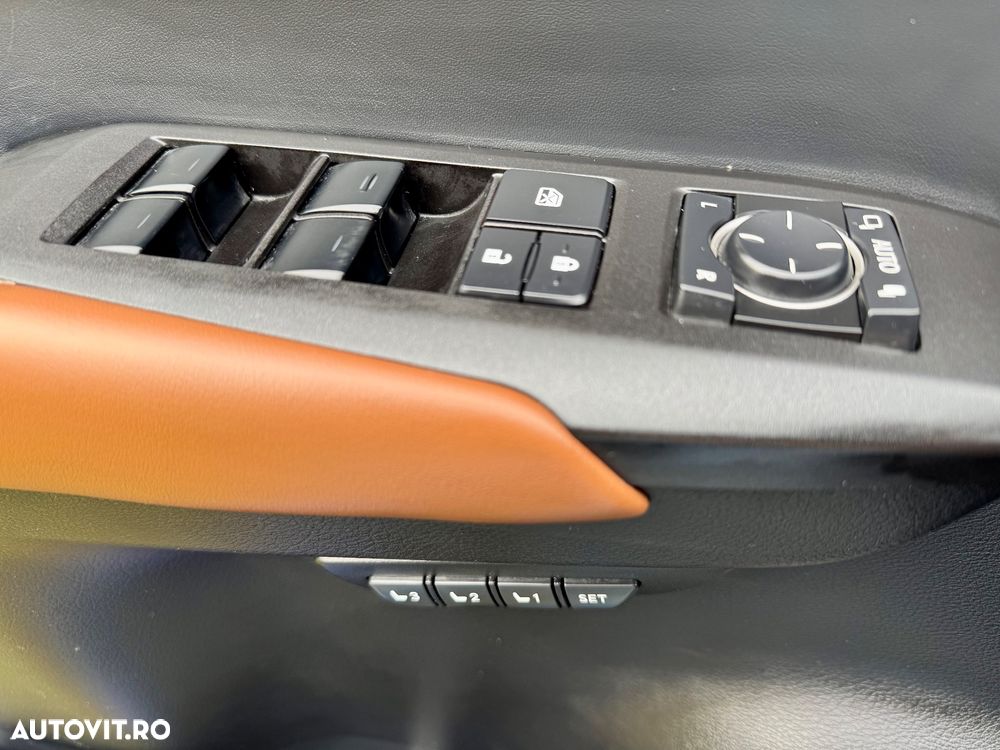 Lexus Seria NX 300h E-FOUR Luxury Line - 25