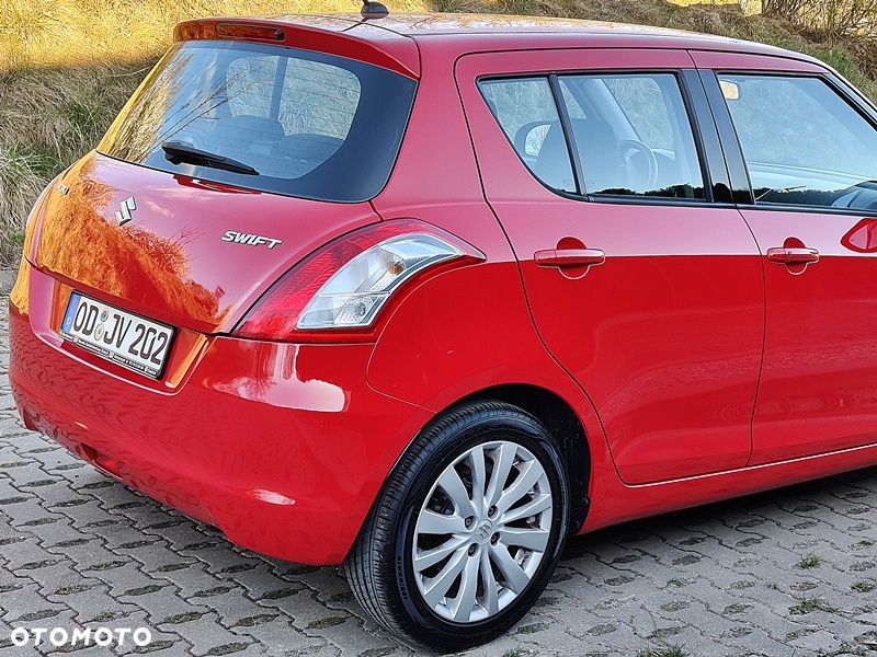 Suzuki Swift 1.2 Premium - 32