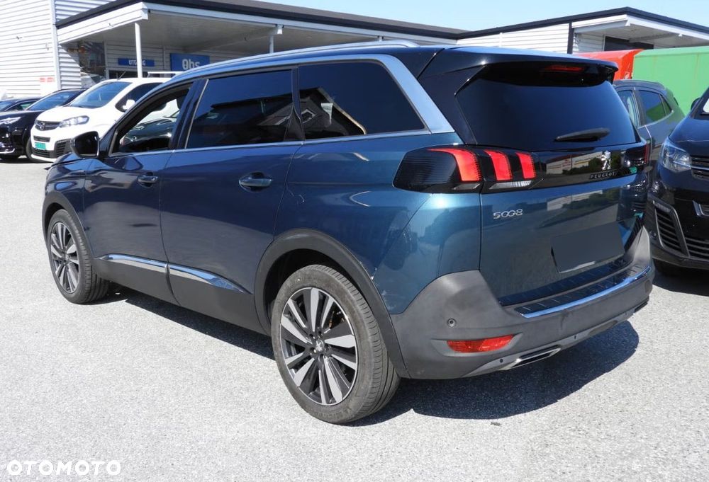 Peugeot 5008 BlueHDi 130 EAT8 GT - 11
