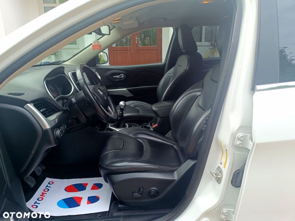 Jeep Cherokee 2.0 Multijet Longitude - 26