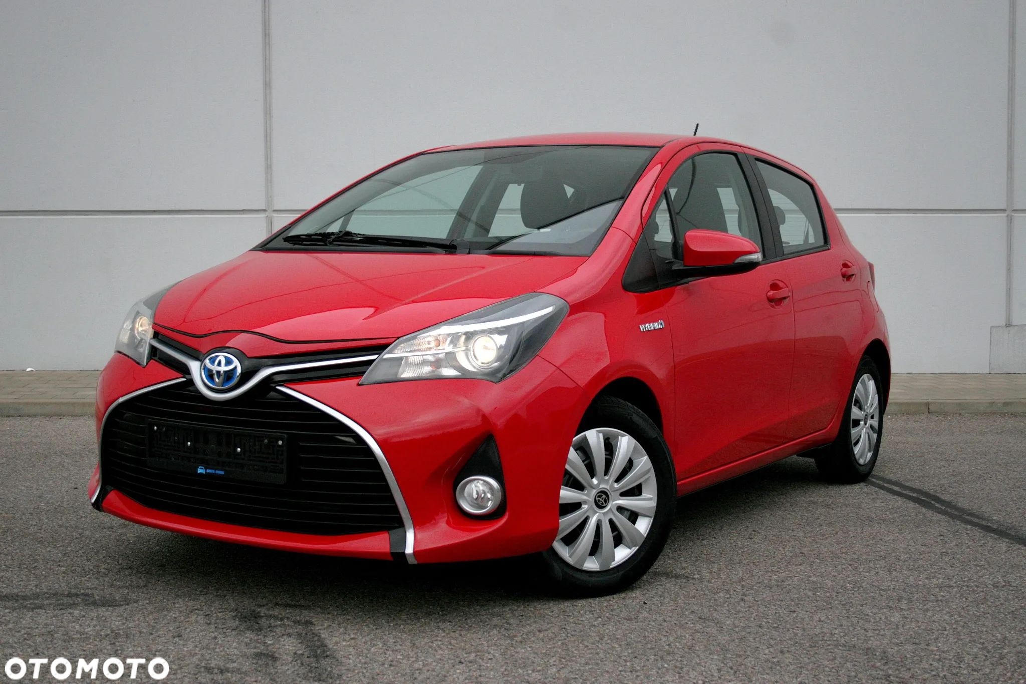Toyota Yaris Hybrid 1.5 VVT-i - 1