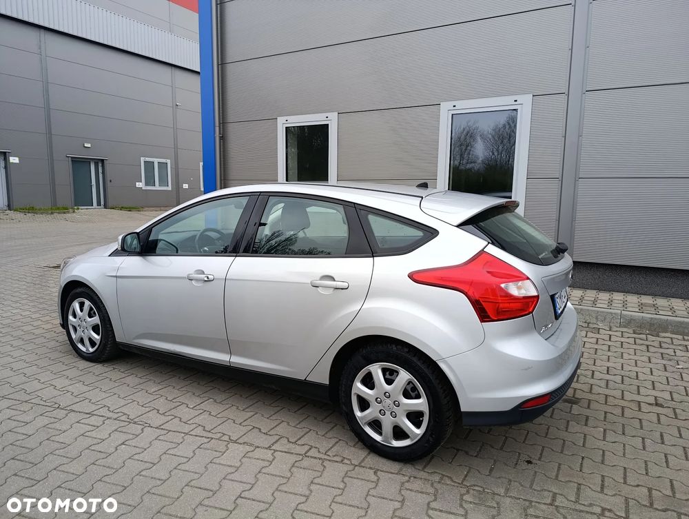 Ford Focus 1.6 Trend EU5 - 5