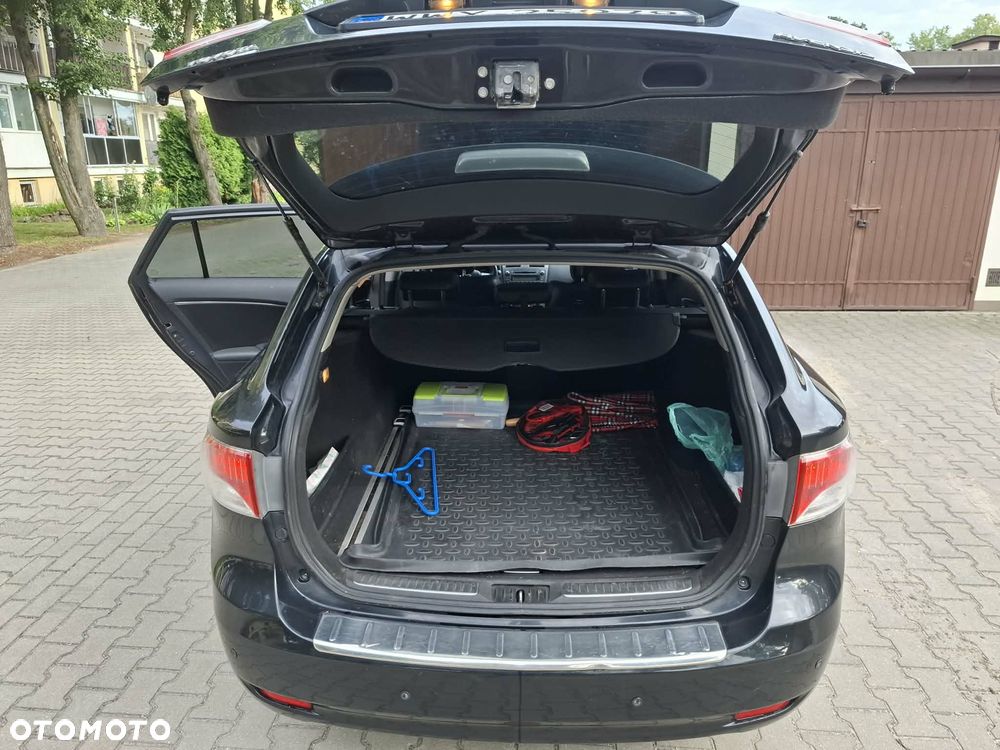 Toyota Avensis 1.8 Business Edition - 14