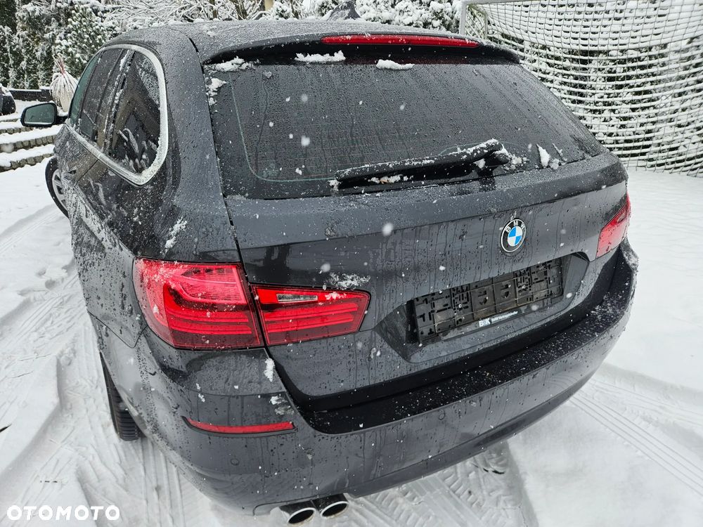 BMW Seria 5 520d xDrive - 11