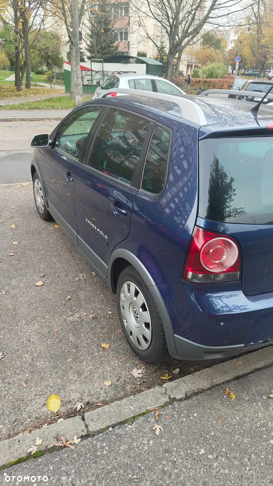 Volkswagen Polo 2008 photo 2