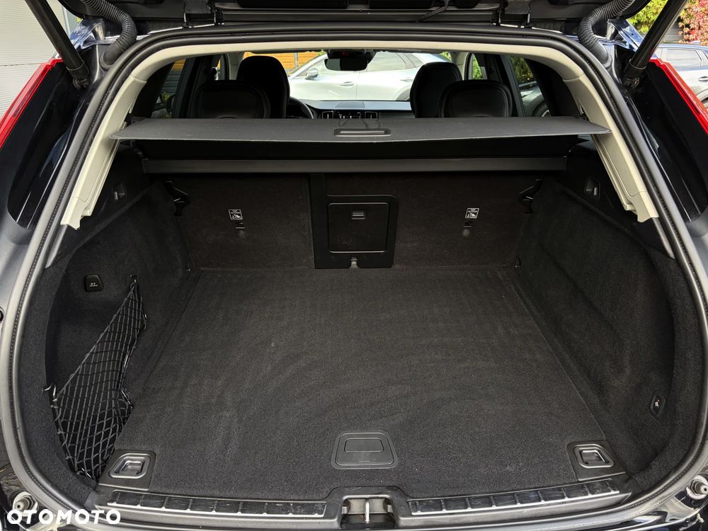 Volvo XC 60 - 36