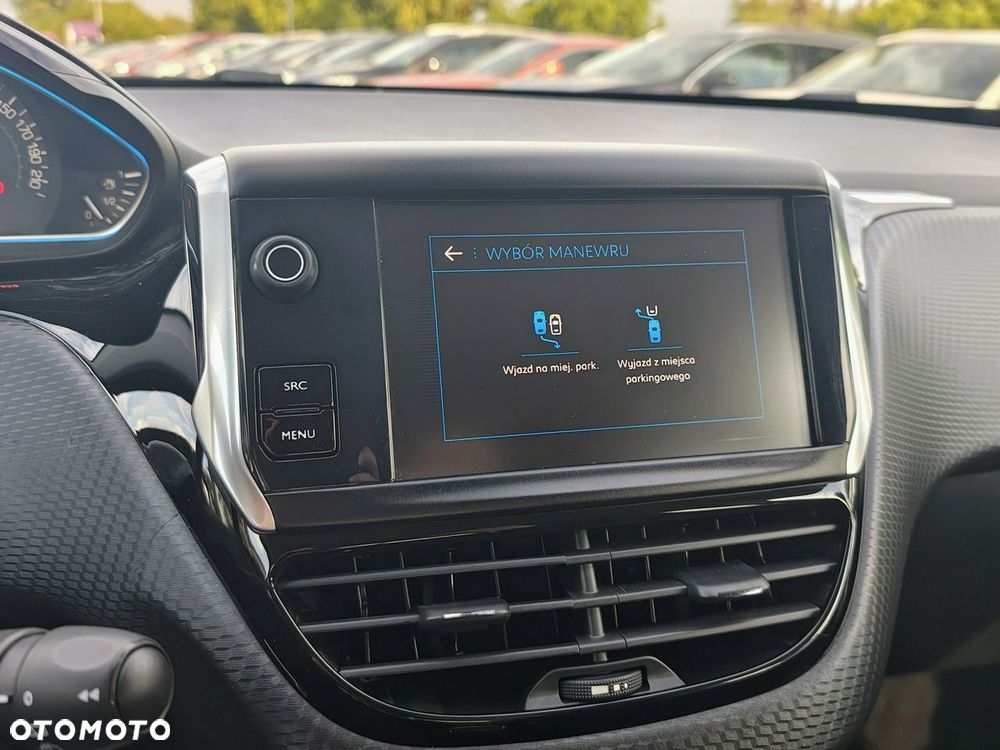 Peugeot 2008 - 32