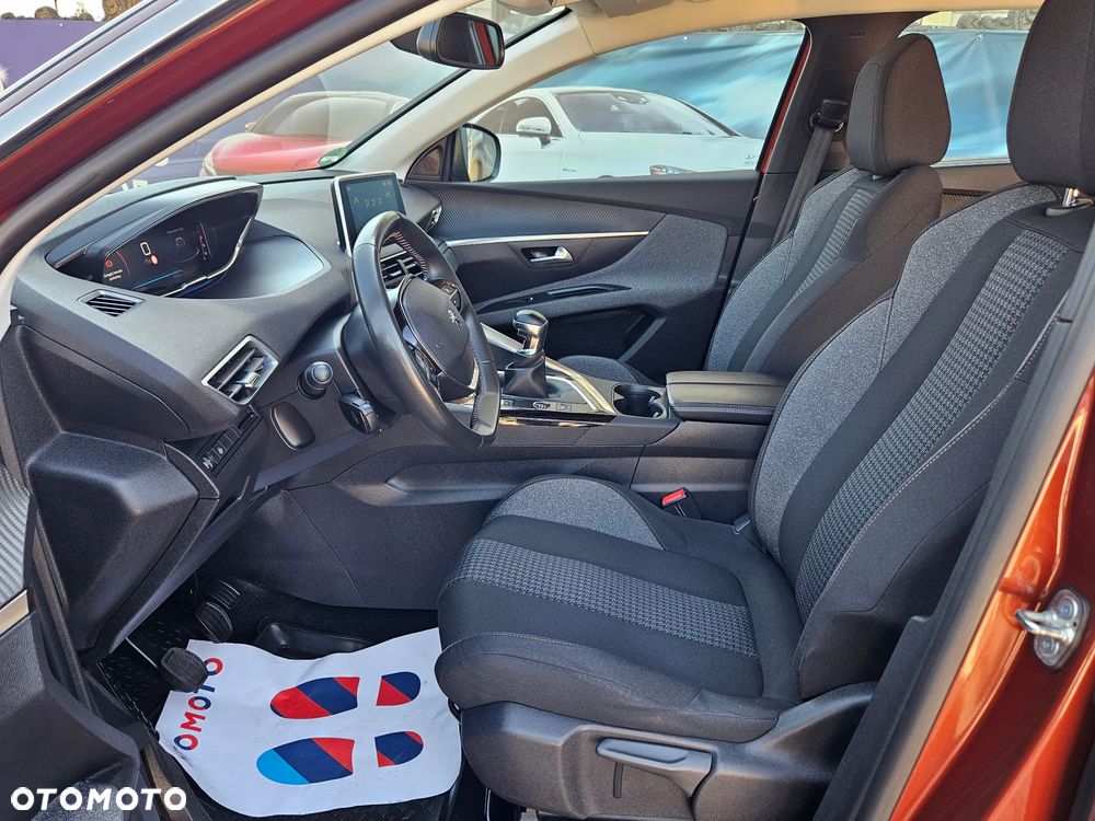 Peugeot 5008 1.2 PureTech Active Pack S&S - 21