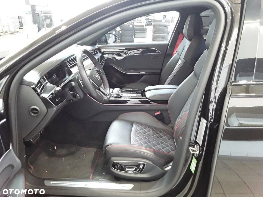 Audi A8 - 5