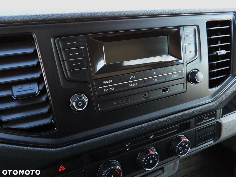 Volkswagen CRAFTER PLANDEKA 8 PALET TEMPOMAT KLIMATYZACJA  180KM - 32