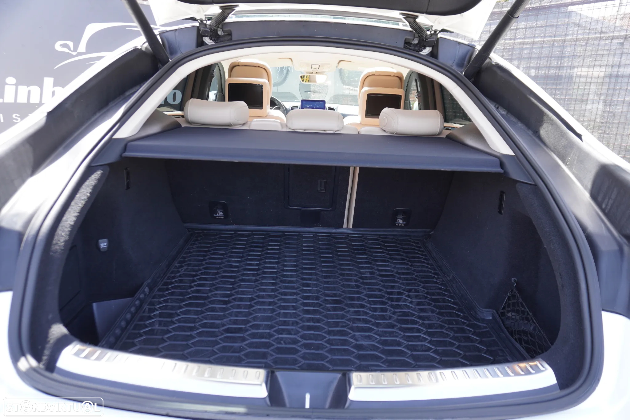 Mercedes-Benz GLE 350 d 4Matic 9G-TRONIC AMG Line - 43