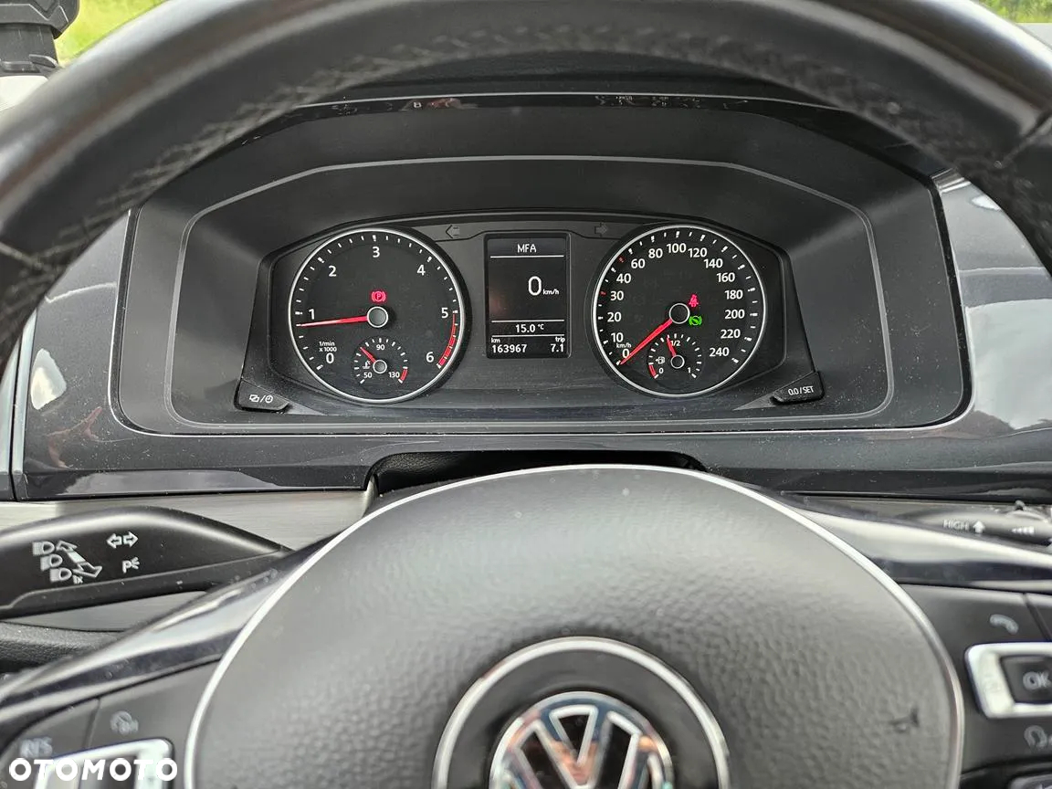 Volkswagen Multivan 2.0 TDI L1 Comfortline DSG - 9