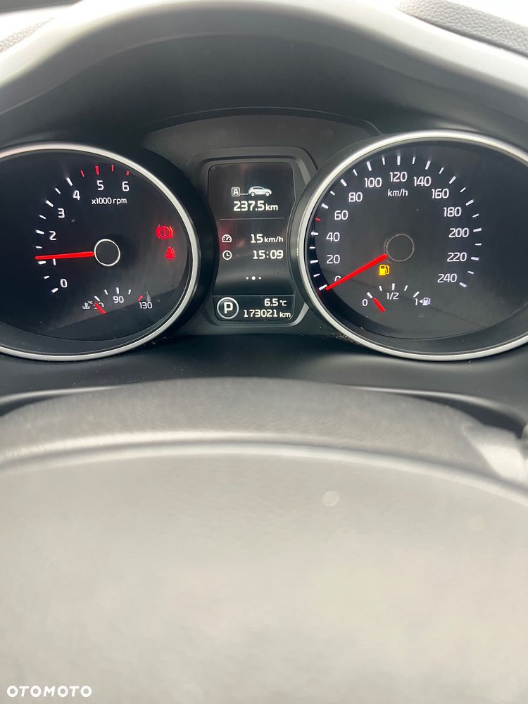 Kia Sportage 2.0 CRDI L AWD - 5