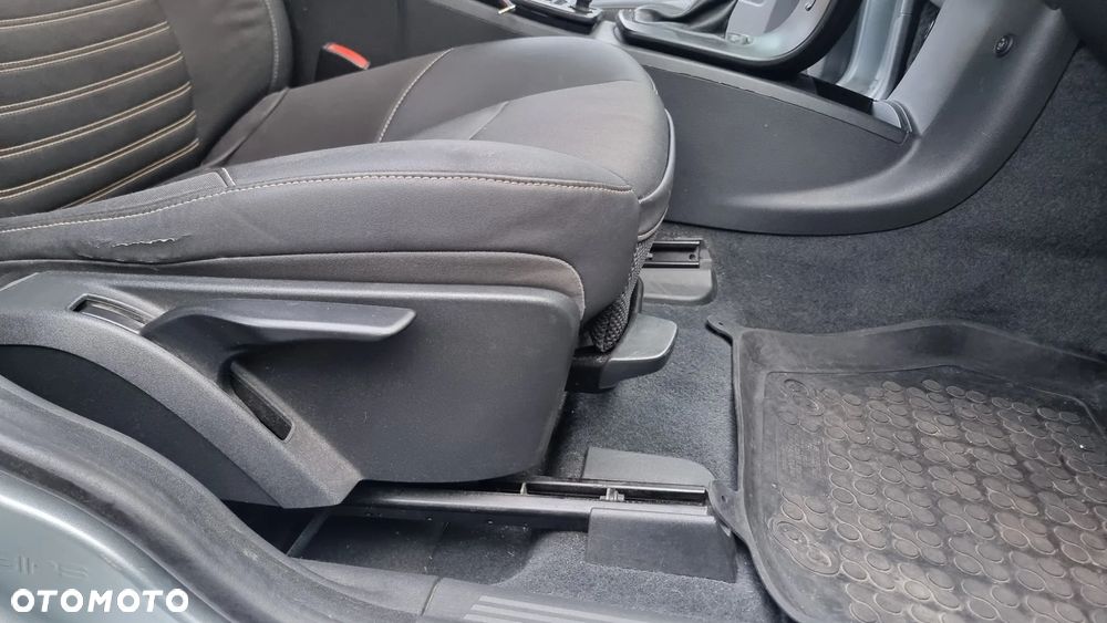 Volvo V50 2.0D DPF Kinetic - 33