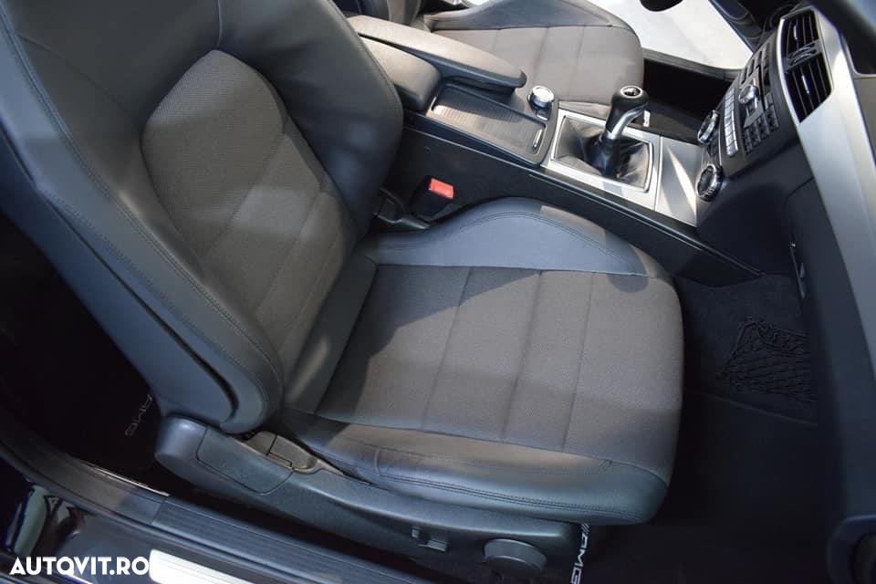 Mercedes-Benz C 180 CGI BlueEFFICIENCY - 12