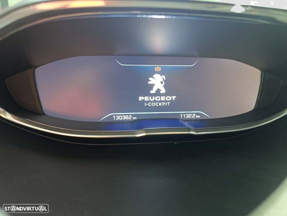 Peugeot 3008 1.2 PureTech Allure EAT8 - 11